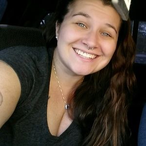 Meet your Posher, Cortney